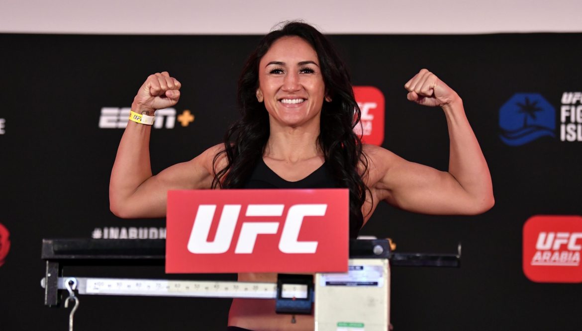 Карла Эспарза / Carla Esparza