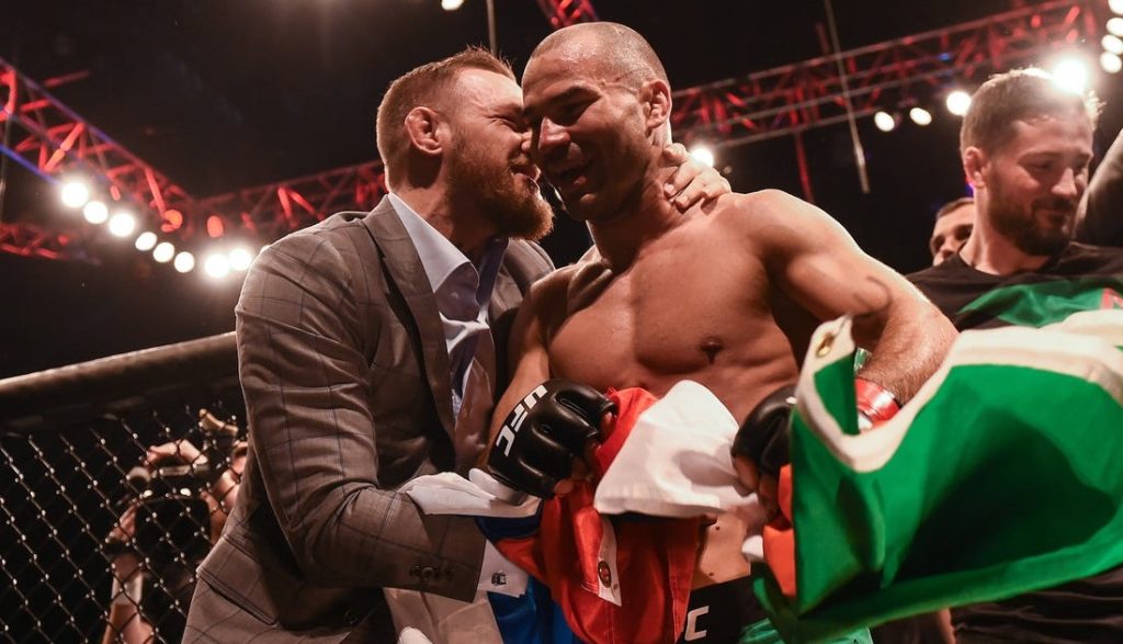 Артем Лобов возвращается в смешанные единоборства