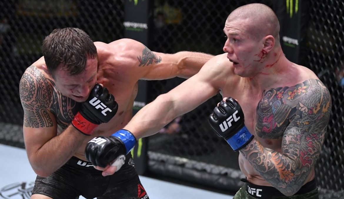 Марвин Веттори одолел Джека Херманссона решением