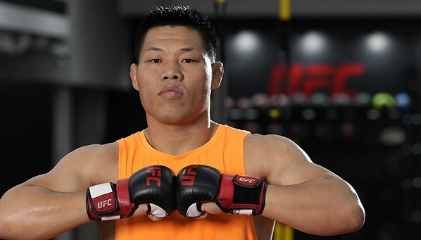 Ли Джинлианг / Jingliang Li