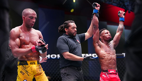 Лерон Мерфи победил Эдсона Барбозу