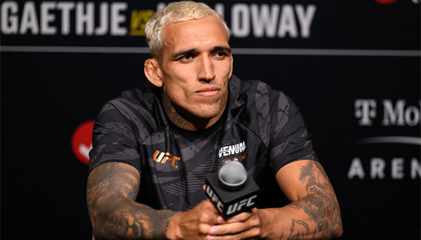 Чарльз Оливейра получил уникальное предложение