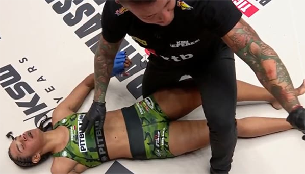 Видео: брутальный нокаут от 20-летней девушки!