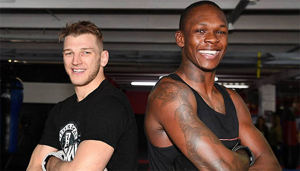 Хукер поделился интересным инсайдом об Адесанья