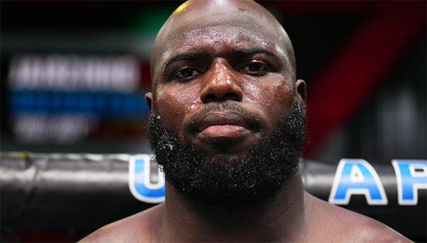 Розенстрайк вступился за Джона Джонса