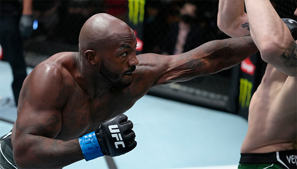 Халил Раунтри не планирует бороться с Перейрой