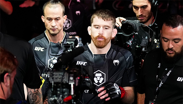 Кори Сэндхаген представил нового тренера