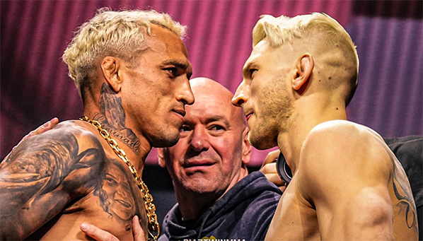 Хукер «выбил» себе большой бой. Кто соперник?