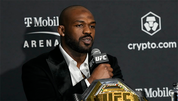 Джон Джонс объявил о завершении карьеры к концу года