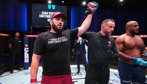 Ризван Куниев и еще три бойца пополнили ростер UFC
