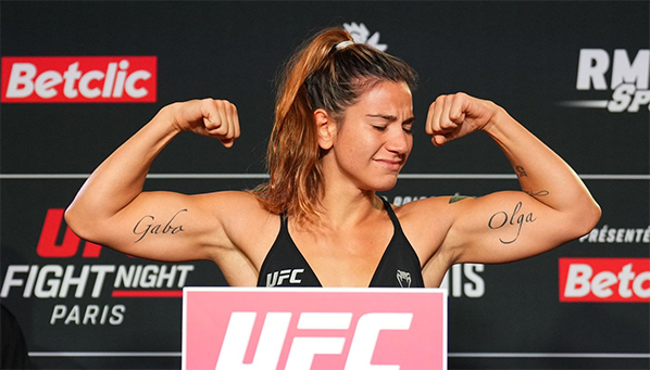 Видео: соперница Железняковой чуть не потеряла сознание