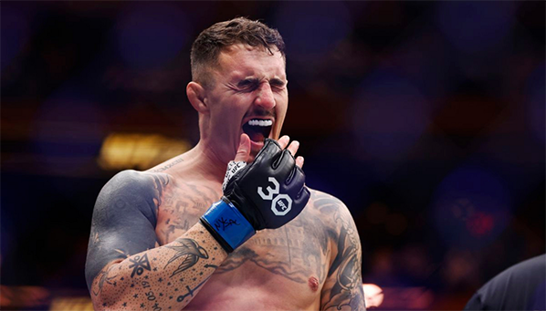 Скучно! Тому Эспиналлу не видать большого боя!