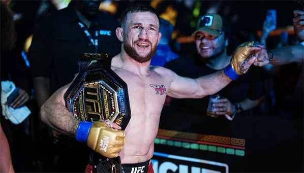 Результаты UFC 306: пояса меняют владельцев, Лопес продолжает ход