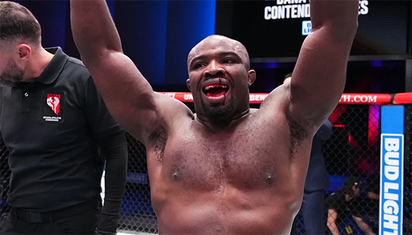 Он сделал это! Боец с третьего раза попал в UFC