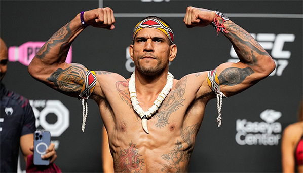 И снова не Анкалаев: с кем проведет бой Перейра?