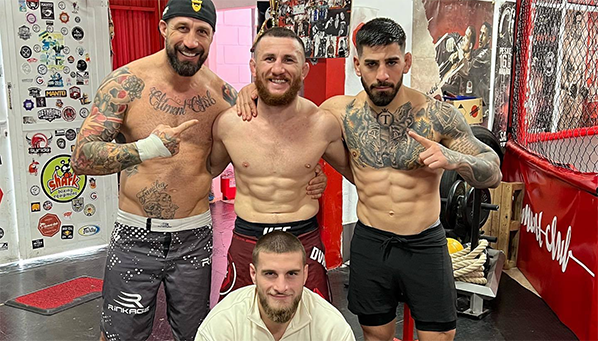 Топурия будет секундировать Двалишвили?