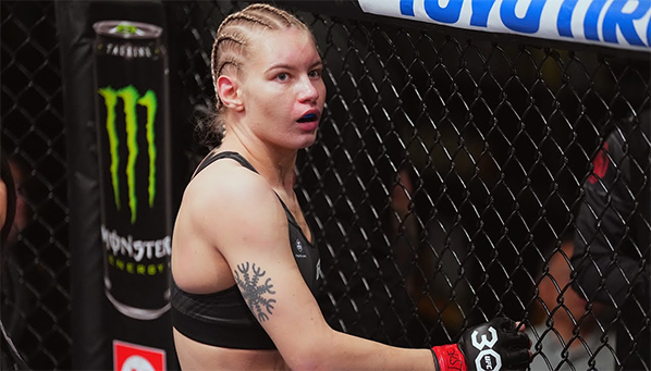 Дудакова извинилась за пощечину тренеру-мужу