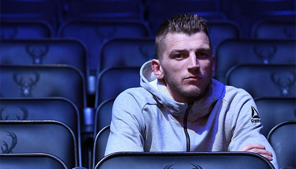 Сорвался потенциальный бой года в UFC