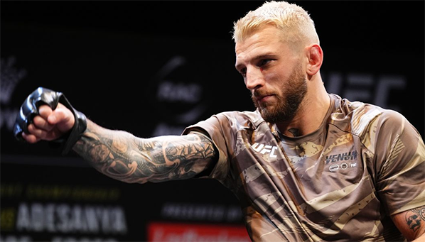 Хукер рассказал подробнее о травме