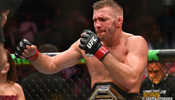 Усман нашел достойного соперника для Дю Плесси