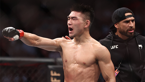 Этот китаец настоящий зверь! Видео последних нокаутов Сонга