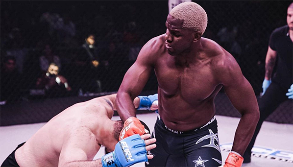 Снова жесткий нокаут от экс-бойца UFC (видео)